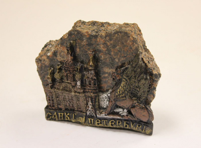 Сувенир &quot;Санкт-Петербург&quot;, натуральный камень, керамика (состояние на фото)