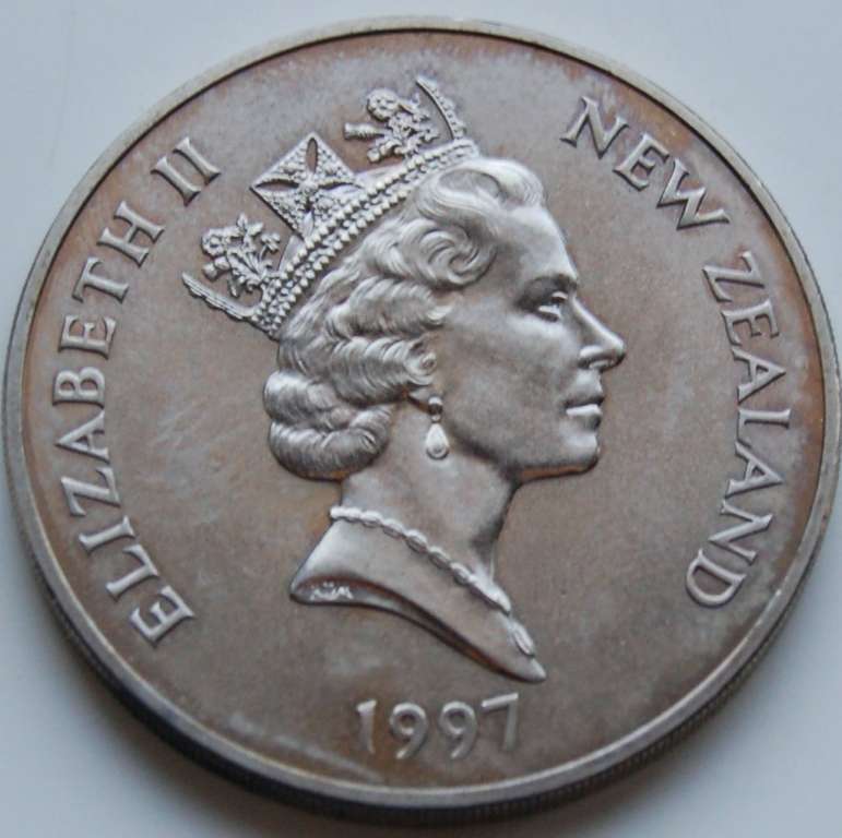 (1997) Монета Новая Зеландия 1997 год 5 долларов &quot;Елизавета и Филипп 50 лет&quot;  Медь-Никель  UNC