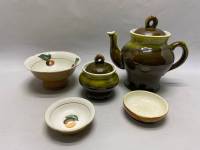 Набор керамики ЗИК 5 предмета Чайник Сахарница, салатник