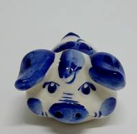 Фарфоровый сувенир "Свинка", гжель (сост. на фото)
