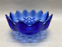 Ваза конфетница цветное стекло 17 см