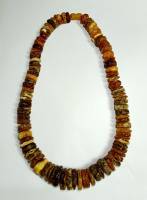 Бусы янтарь лечебный на застежке общая длина 50 см 76 гр (новые)