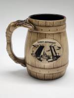 Пивная кружка керамика Санкт-Петербург сувенир в форме бочонка по дерево высота 13,5 см