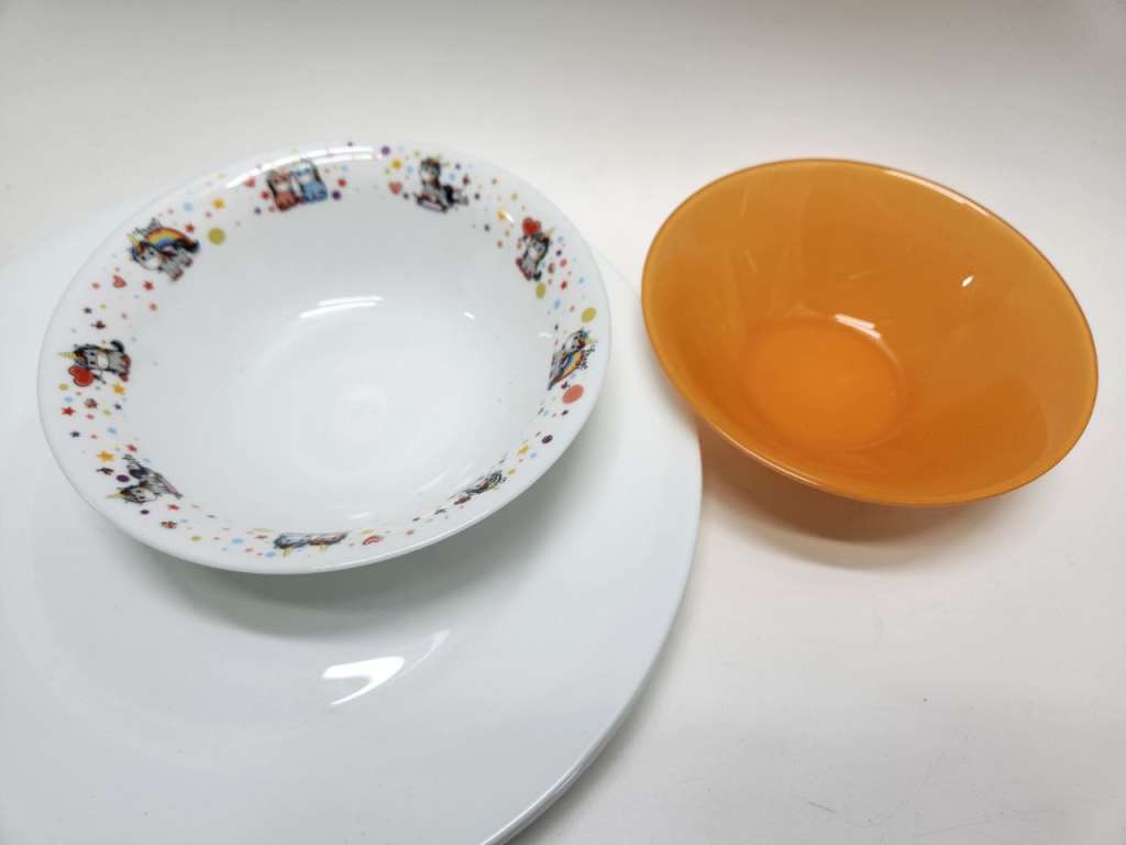 Тарелки Салатники и Кружка стеклокерамика (7 предметов)