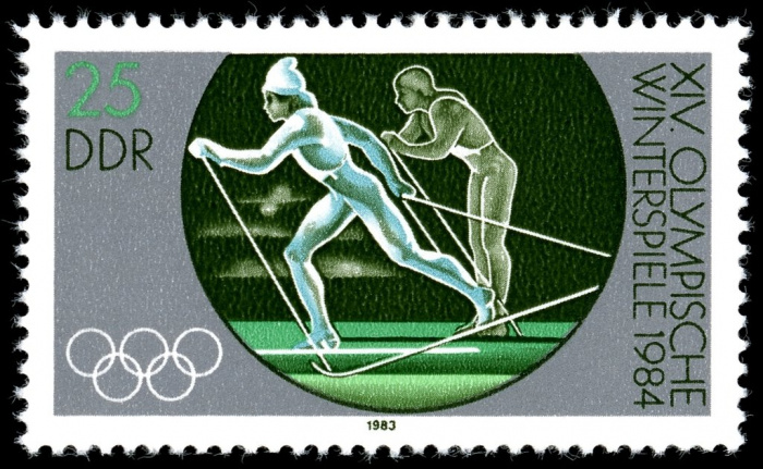 (1983-086) Марка Германия (ГДР) &quot;Лыжные гонки&quot;    Зимние ОИ 1984, Сараево II Θ