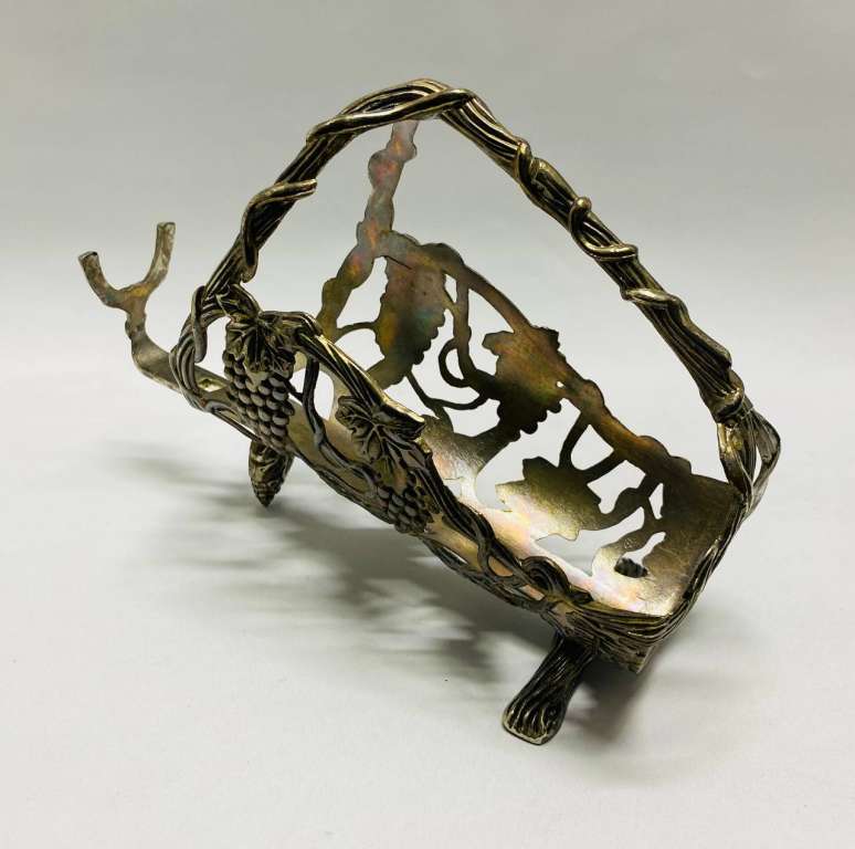 Подставка под вино кованная, Виноградная лоза металл