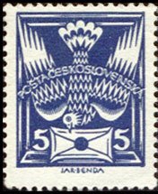 (1920-006) Марка Чехословакия &quot;Почтовый голубь (Синяя)&quot;    Голубь с письмом (Стандартный выпуск) II 