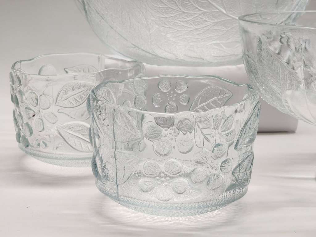 Салатники 3 шт и Фруктовница на ножке стекло СССР винтаж 