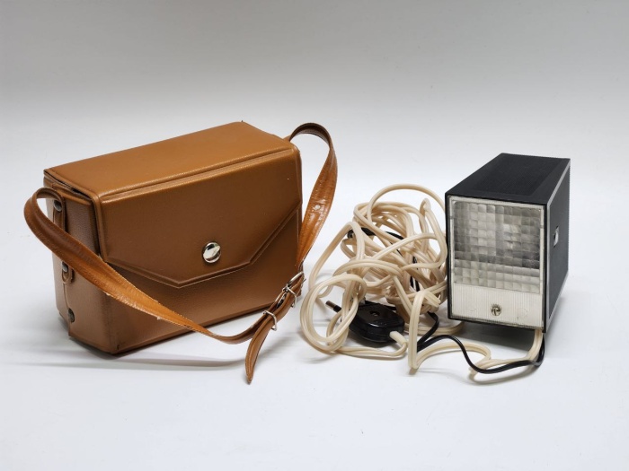 Фотовспышка Фотон в футляре СССР 