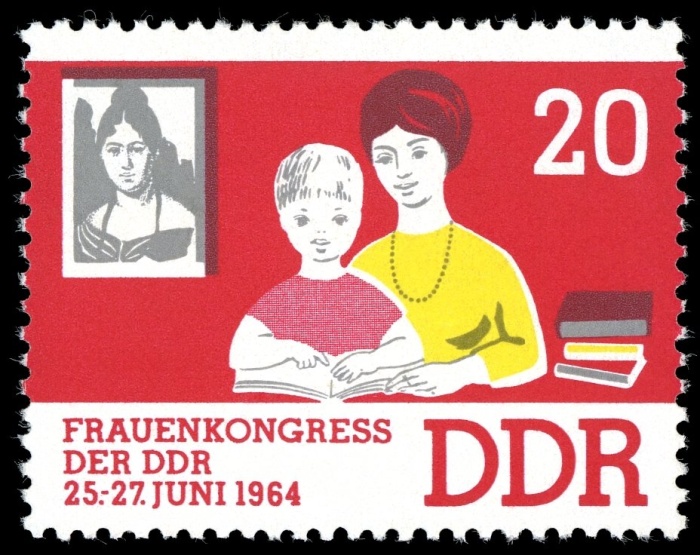 (1964-028) Марка Германия (ГДР) "Женщина с ребёнком"    Женский конгресс III O