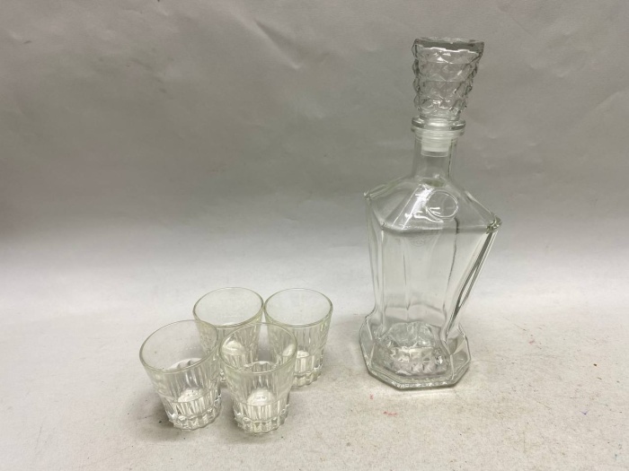 Графин + 4 стопки, стекло