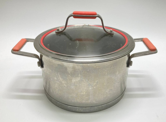 Кастрюля 2 литра