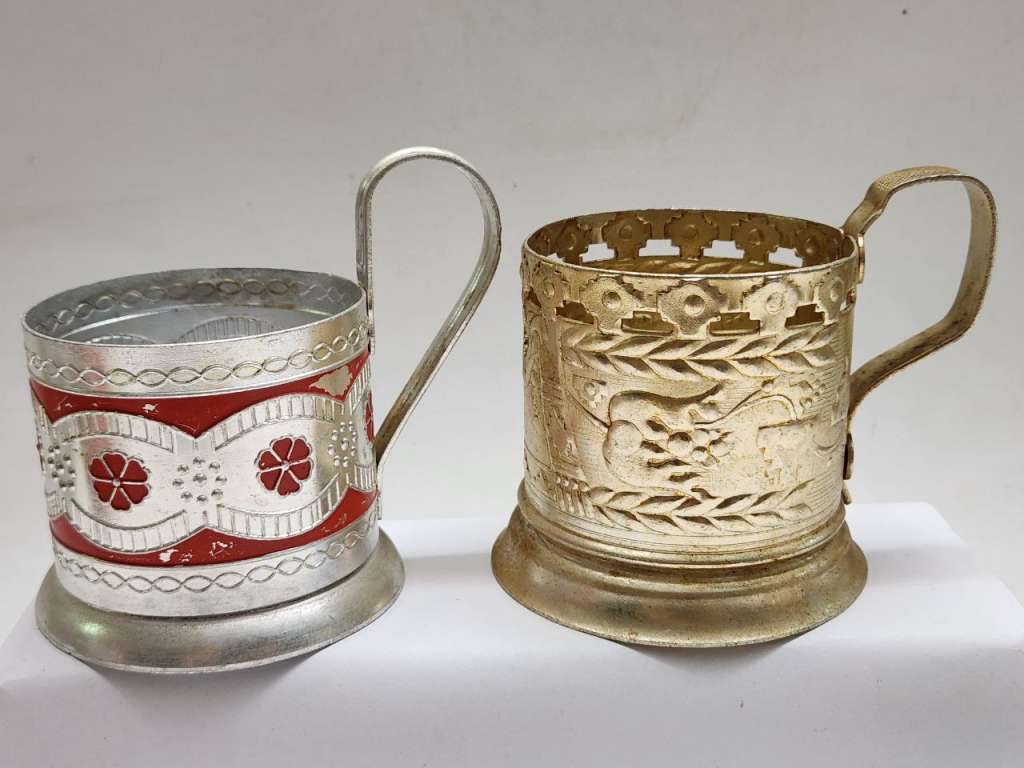 Подстаканники металл эмаль 2 штуки СССР