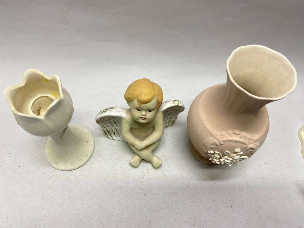 Статуэтка керамика ангел, ваза и подсвечник
