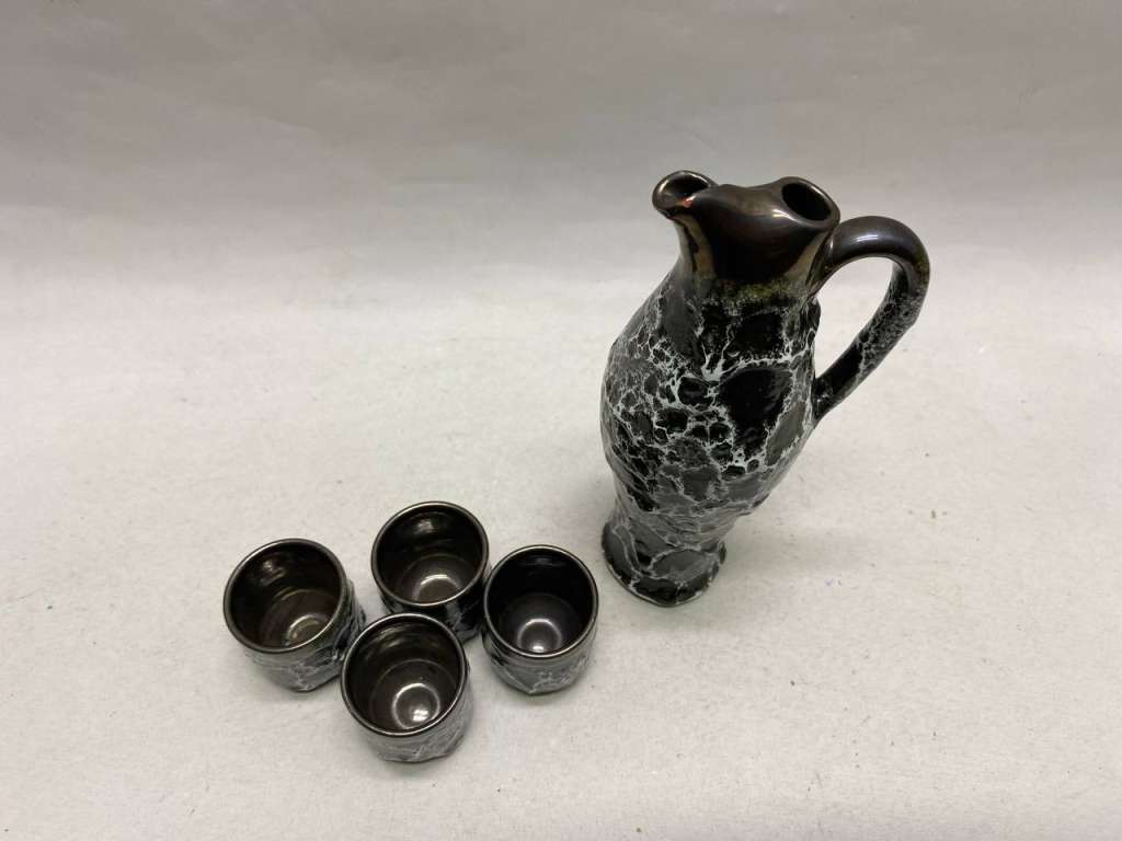 Графин и 4 стопки керамика лава