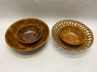 Миска деревянная, плетеная корзина и 2 пиалы
