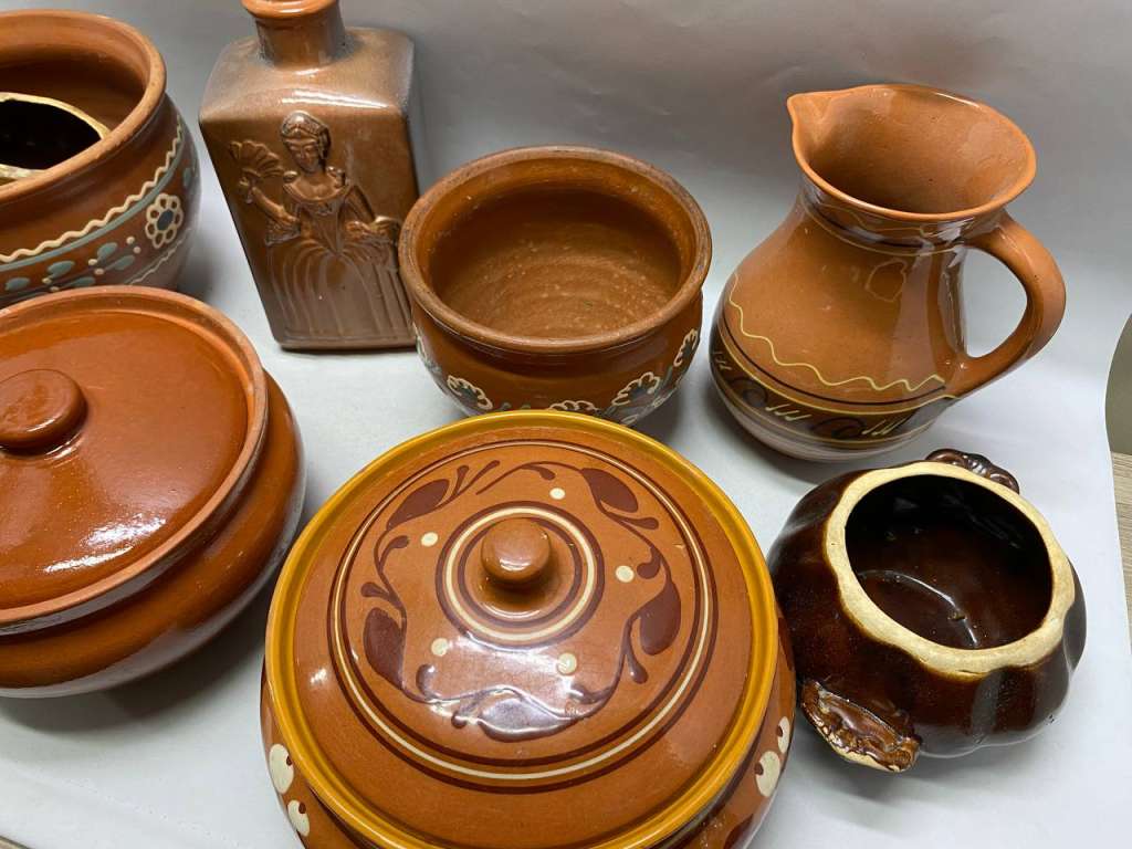 Набор керамики, горшки, кувшин, штоф