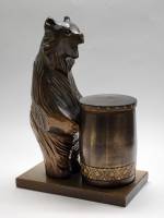 Статуэтка Медведь с бочонком дерево высота 27 см сувенир подарок