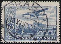 (1930-016) Марка Чехословакия "Фоккер F VIII b над Прагой (Ультрамариновая)"    Самолеты над различн