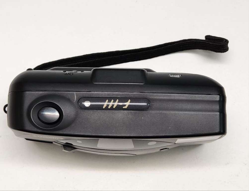 Фотоаппарат плёночный Samsung F-111    Рабочий