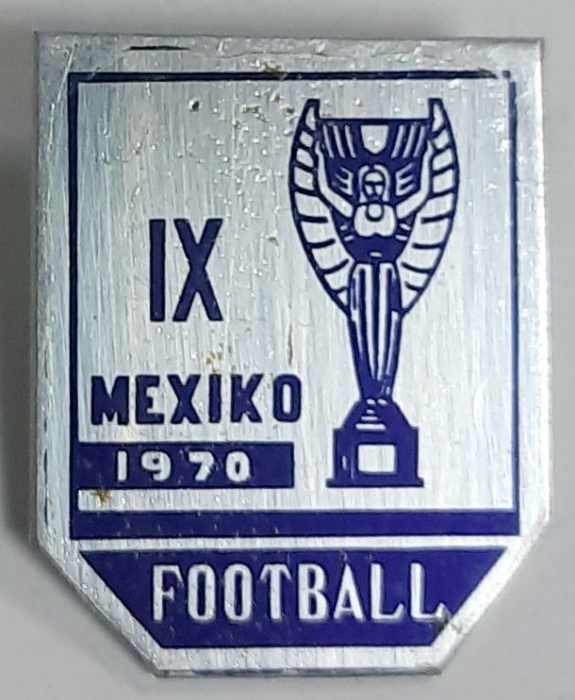 Значок Знак СССР &quot;Футбол&quot; На булавке 