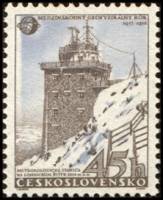 (1957-059) Марка Чехословакия "Метеостанция"    Международный год геофизики II O
