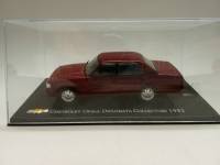 Модель авто 1:43 Chevrolet Opala Diplomata Cllectors 1992 в коробке