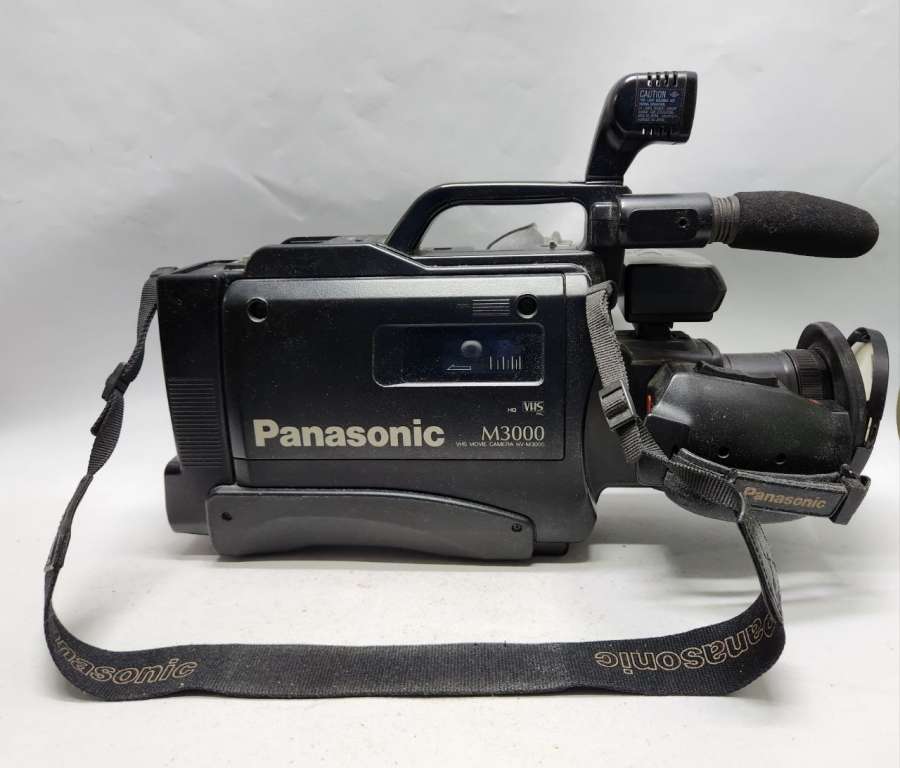 Видеокамера Panasonic NV-M3000  Япония  Работоспособность не проверялась