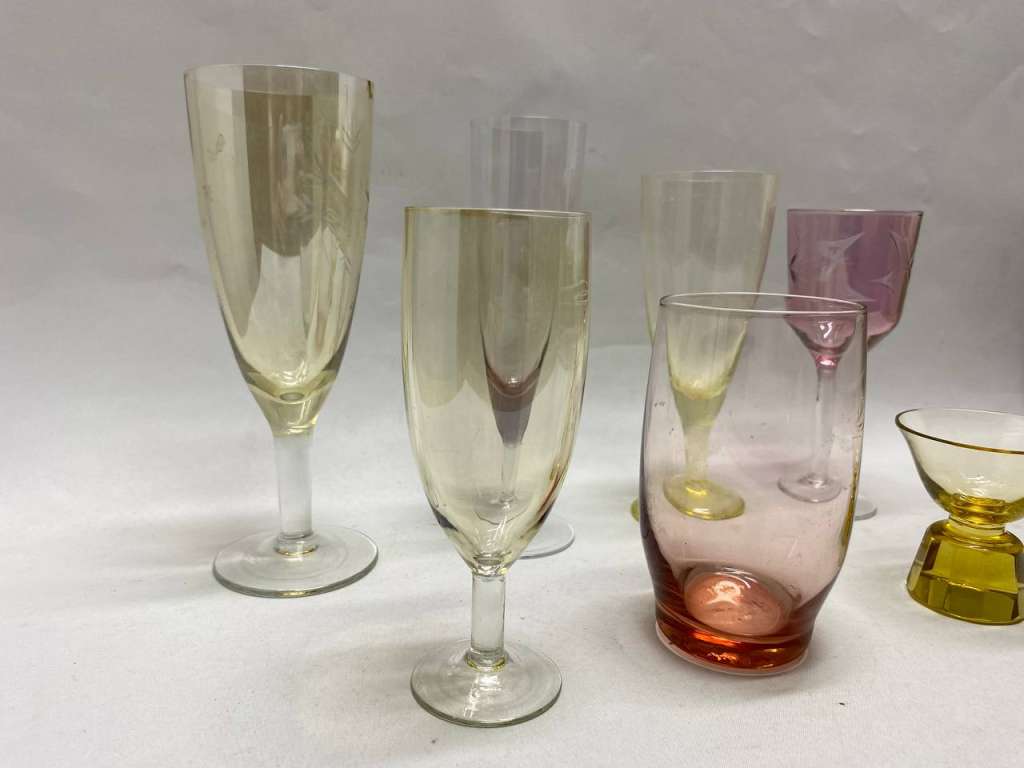 Бокалы и рюмки цветное стекло 7 шт