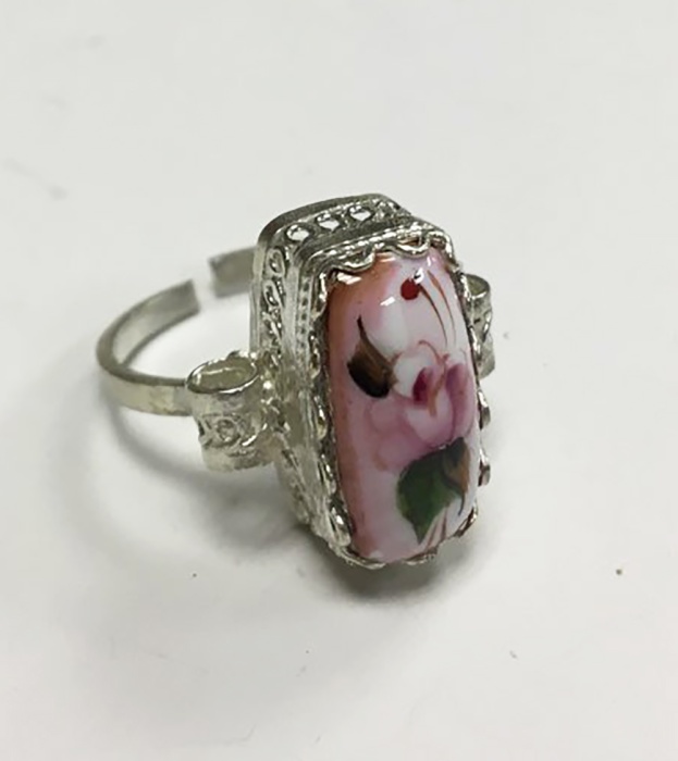 Перстень "Финифть", серебрение (сост. на фото)