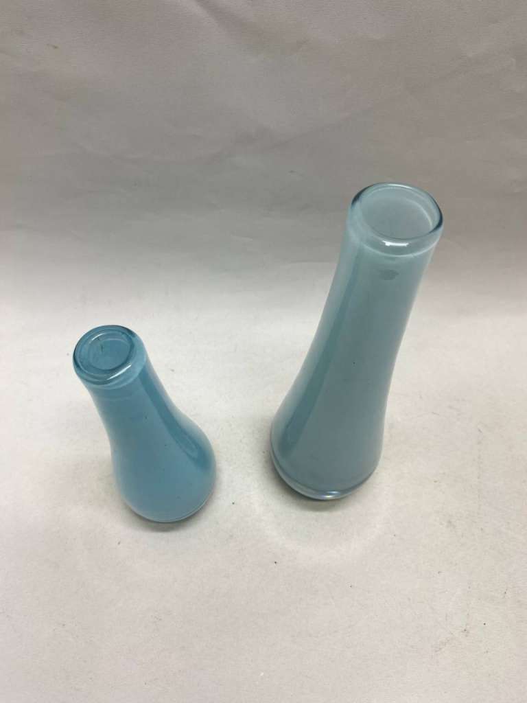 Ваза цветное стекло 2 шт