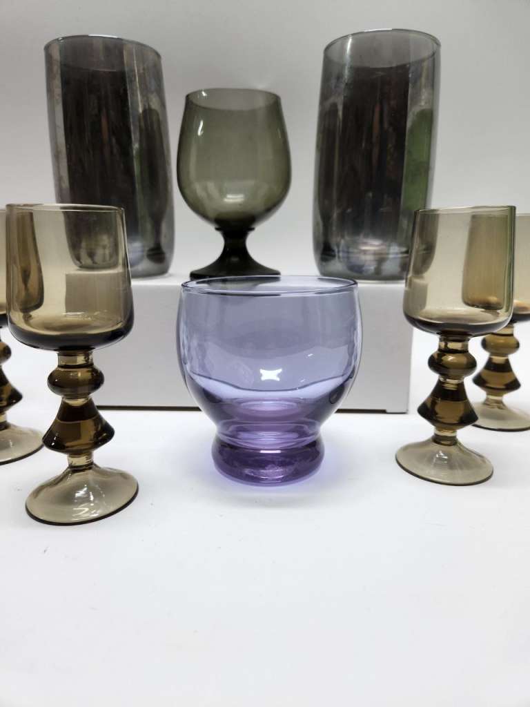 Стаканы Бокалы Рюмки цветное стекло (9 предметов)
