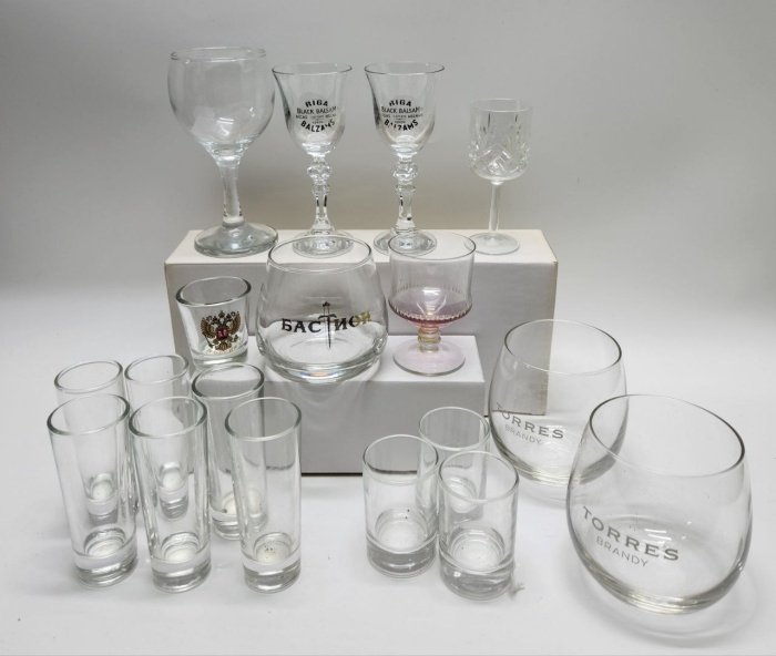 Рюмки Бокал Стопки Стаканы (18 предметов)