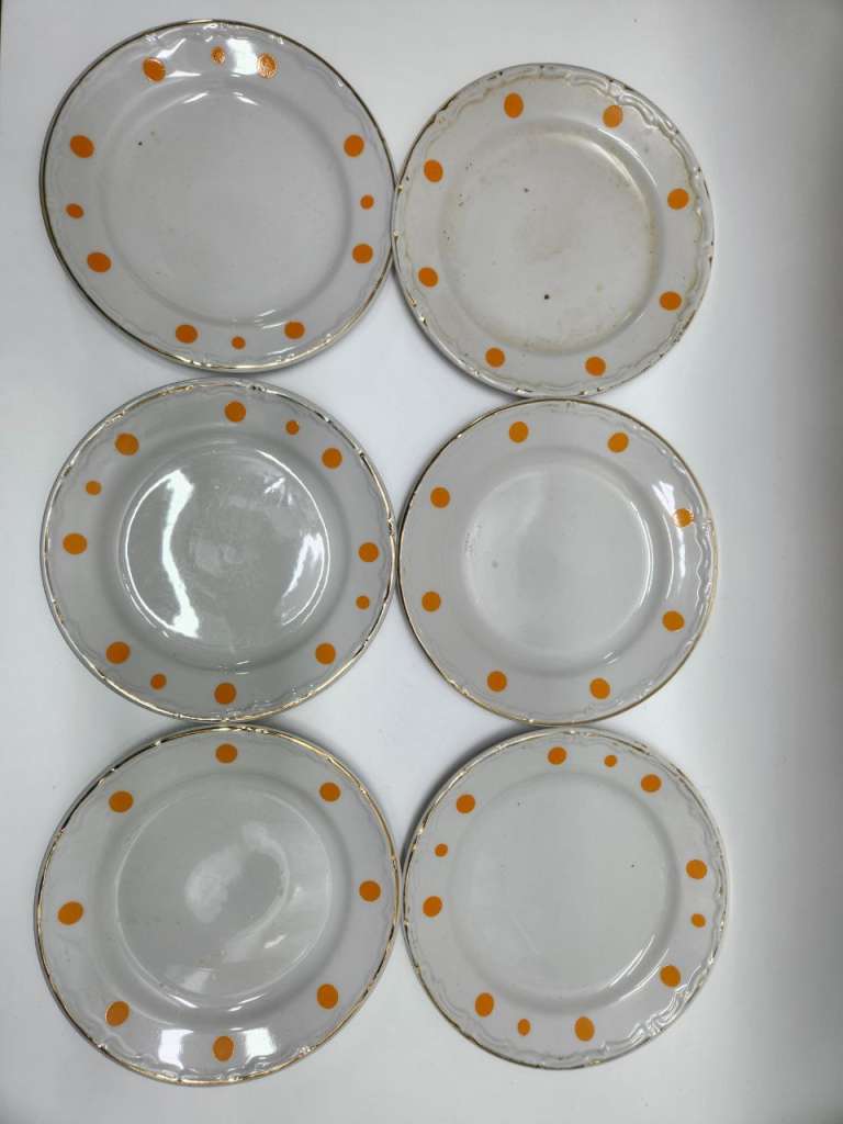 Тарелки десертные фарфор 26 штук разные