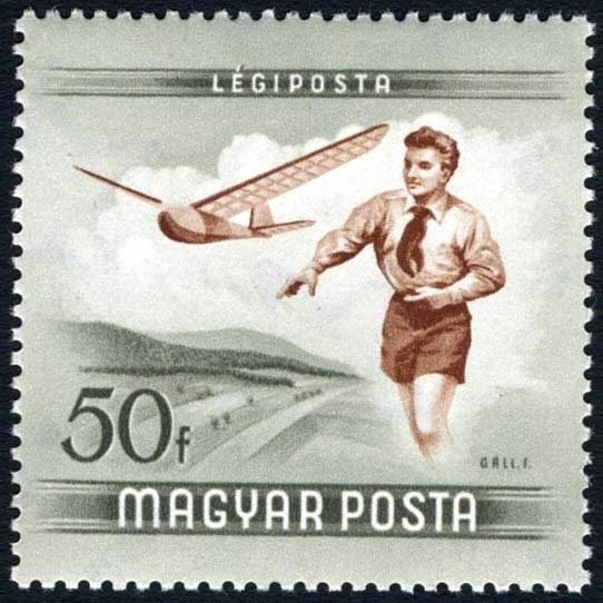 (1954-029) Марка Венгрия "Мальчик с планером"    День авиации II &Theta;