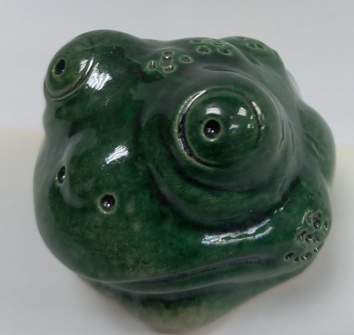 Статуэтка &quot;Лягушка&quot; керамика&quot;, сост. на фото