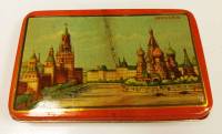 Жестяная коробка от конфет " Москва", фабрика Красный Октябрь, СССР, середина 20 в ( Сост. на фото )