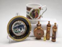 Сувениры из Болгарии Кружка декоративная тарелочка и флаконы для духов деревянные 5 предметов