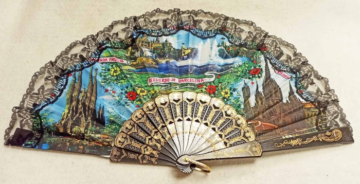 Веер, пластик, текстиль, Испания (состояние на фото)