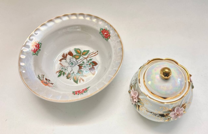 Сахарница + конфетница, фарфор, перламутр (есть сколы)