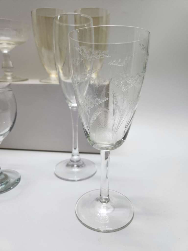 Бокалы разные 7 штук  