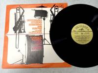 Пластинка виниловая , Поет Джорджи Перузович Мелодия 300 мм. (Сост. на фото)