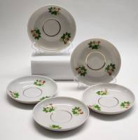 Блюдца чайные 5шт фарфор Минск СССР 1970-е клубника земляника диаметр 14 см