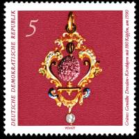 (1971-054) Марка Германия (ГДР) "Вишневая косточка"    Зеленое хранилище, Дрезден III Θ