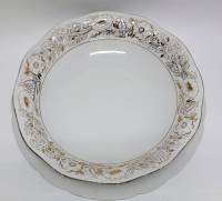 Блюдо фарфоровое,д-23 см., клеймо ЛФЗ, СССР (сост. на фото)