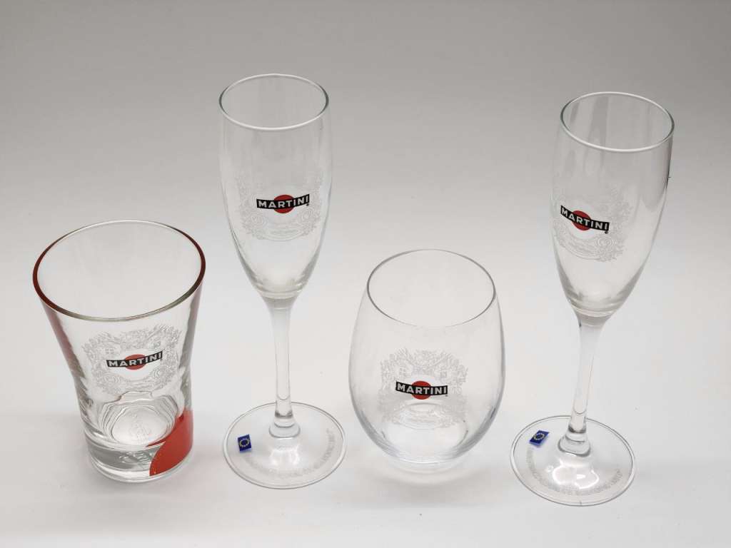 Бокалы стаканы Мартини Martini 4 штуки стекло