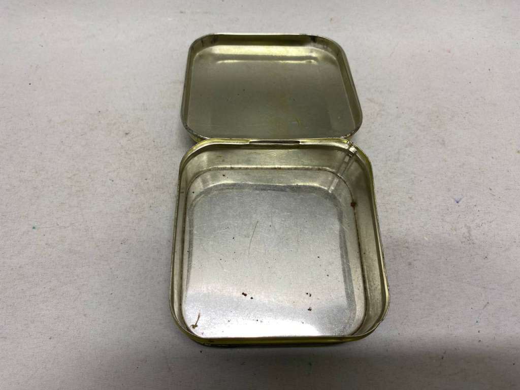 Банка из под зубного порошка Жемчуг