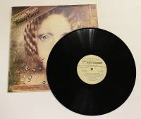 Пластинка виниловая Р. Паулс Я. Петерс Сестра Керри Мелодия 300 мм. (сост. на фото)