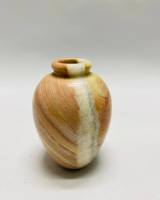 Ваза из оникса