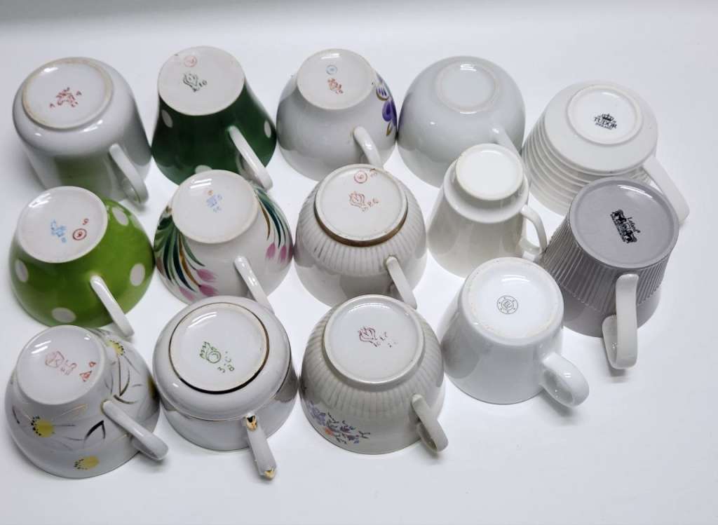 Кружки чашки чайные разные 14 шт 